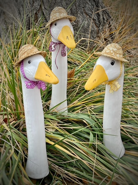 Straw Hat Goose Garden Decor